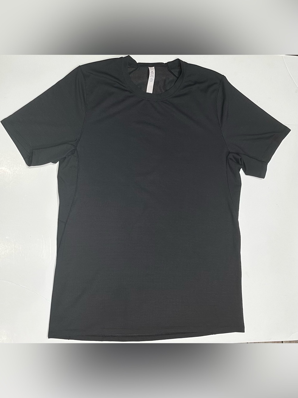 Lululemon Men's Short Sleeve T-Shirt Blue Somatic Silverescent Reflective Sz L
